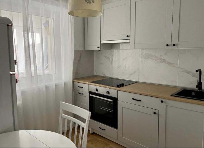 N-J Apartament นาร์วา-โยเอซู ภายนอก รูปภาพ