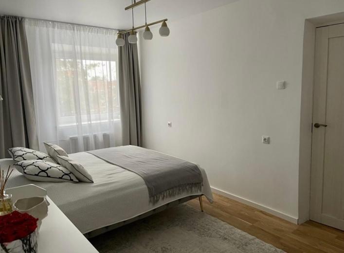 N-J Apartament นาร์วา-โยเอซู ภายนอก รูปภาพ
