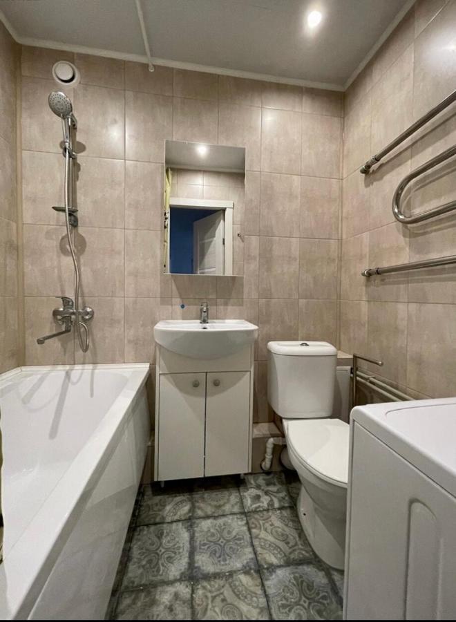 N-J Apartament นาร์วา-โยเอซู ภายนอก รูปภาพ